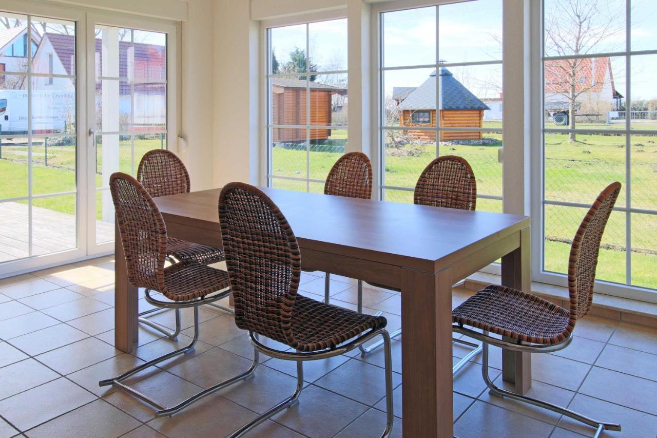 Ferienhaus Luessvitz Ummanz Экстерьер фото